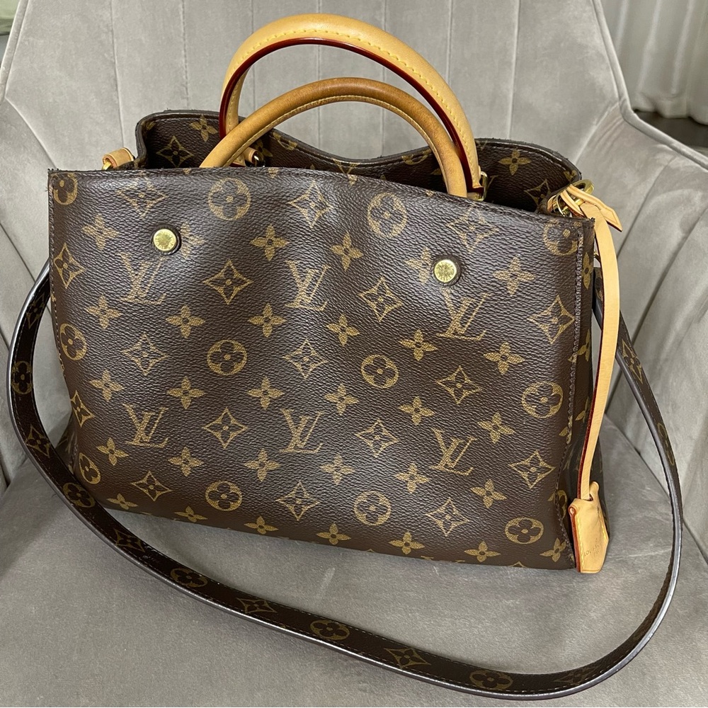 Monogram Canvas Montaigne MM